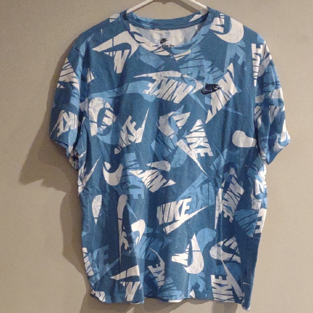 Nike Men's Large  Blue and White Logo Short‎ Sleeve T-shirt